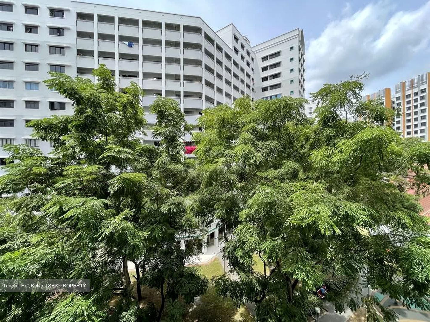 Blk 571 Hougang Street 51 (Hougang), HDB 4 Rooms #576270501